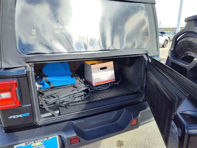 Thumbnail: 2021 Jeep Wrangler - 27