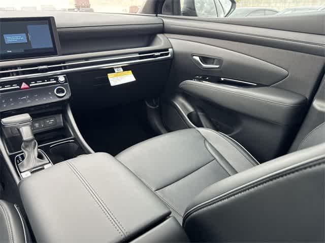 Thumbnail: 2025 Hyundai Santa Cruz - 11