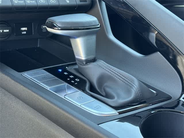 Thumbnail: 2025 Hyundai Elantra - 27