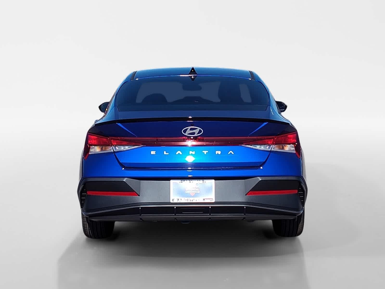 Thumbnail: 2026 Hyundai Elantra - 4