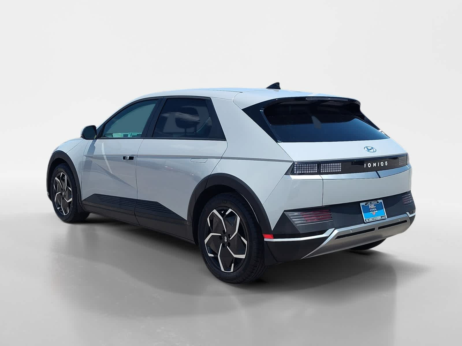 Thumbnail: 2024 Hyundai Ioniq 5 - 3