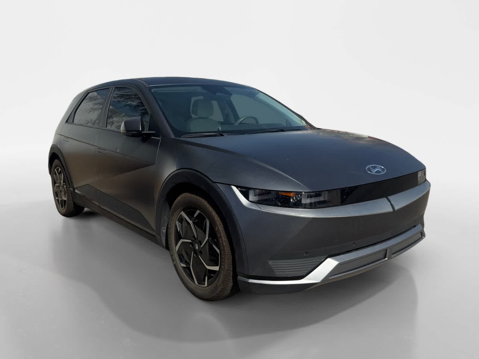 Thumbnail: 2022 Hyundai Ioniq 5 - 2