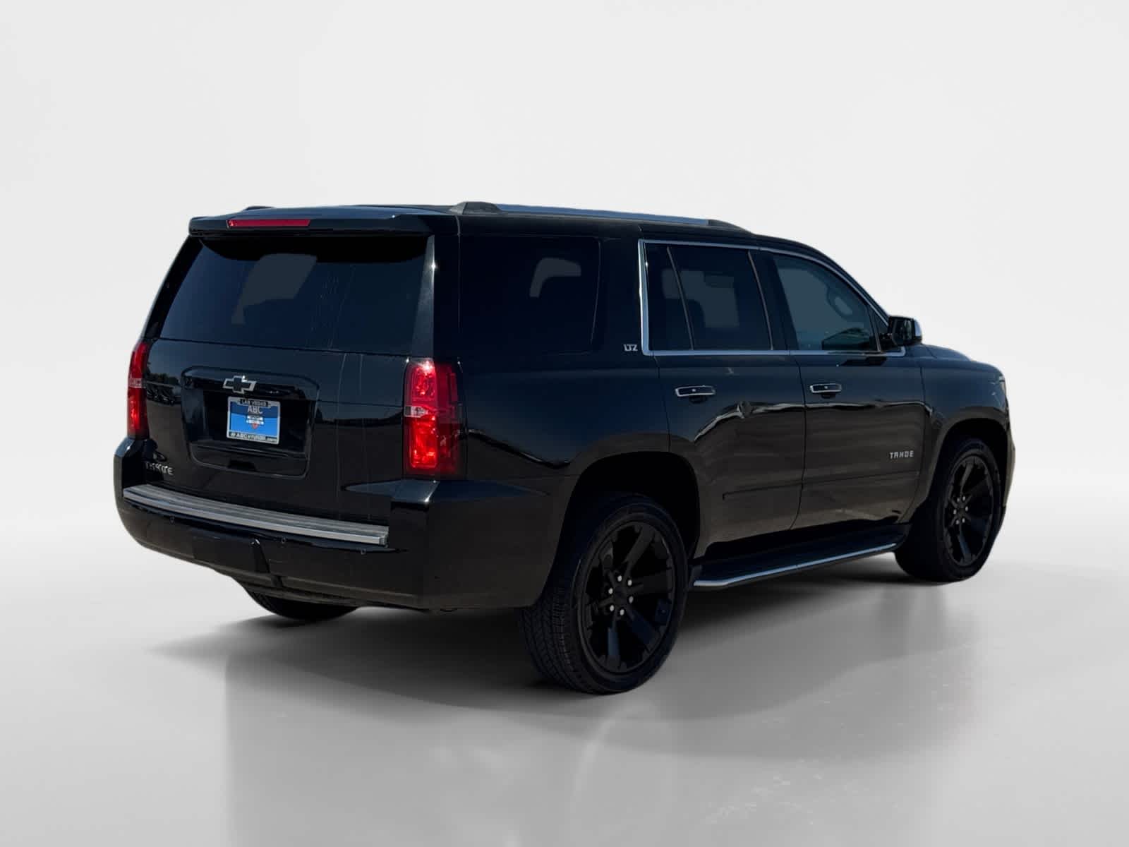 Thumbnail: 2016 Chevrolet Tahoe - 5