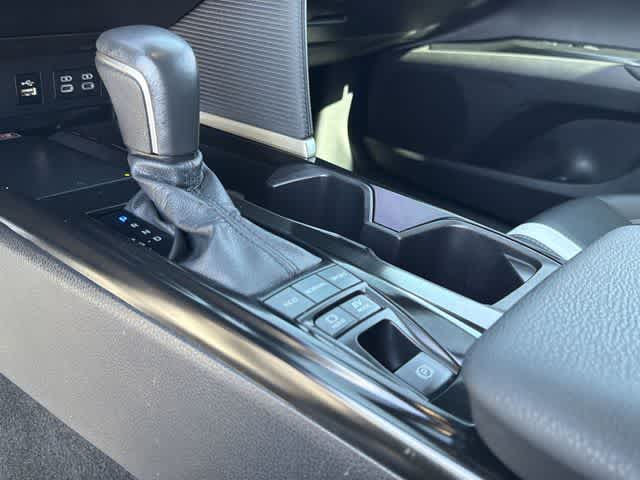 Thumbnail: 2025 Toyota Camry - 24