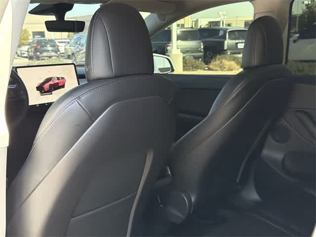 Thumbnail: 2022 Tesla Model Y - 19