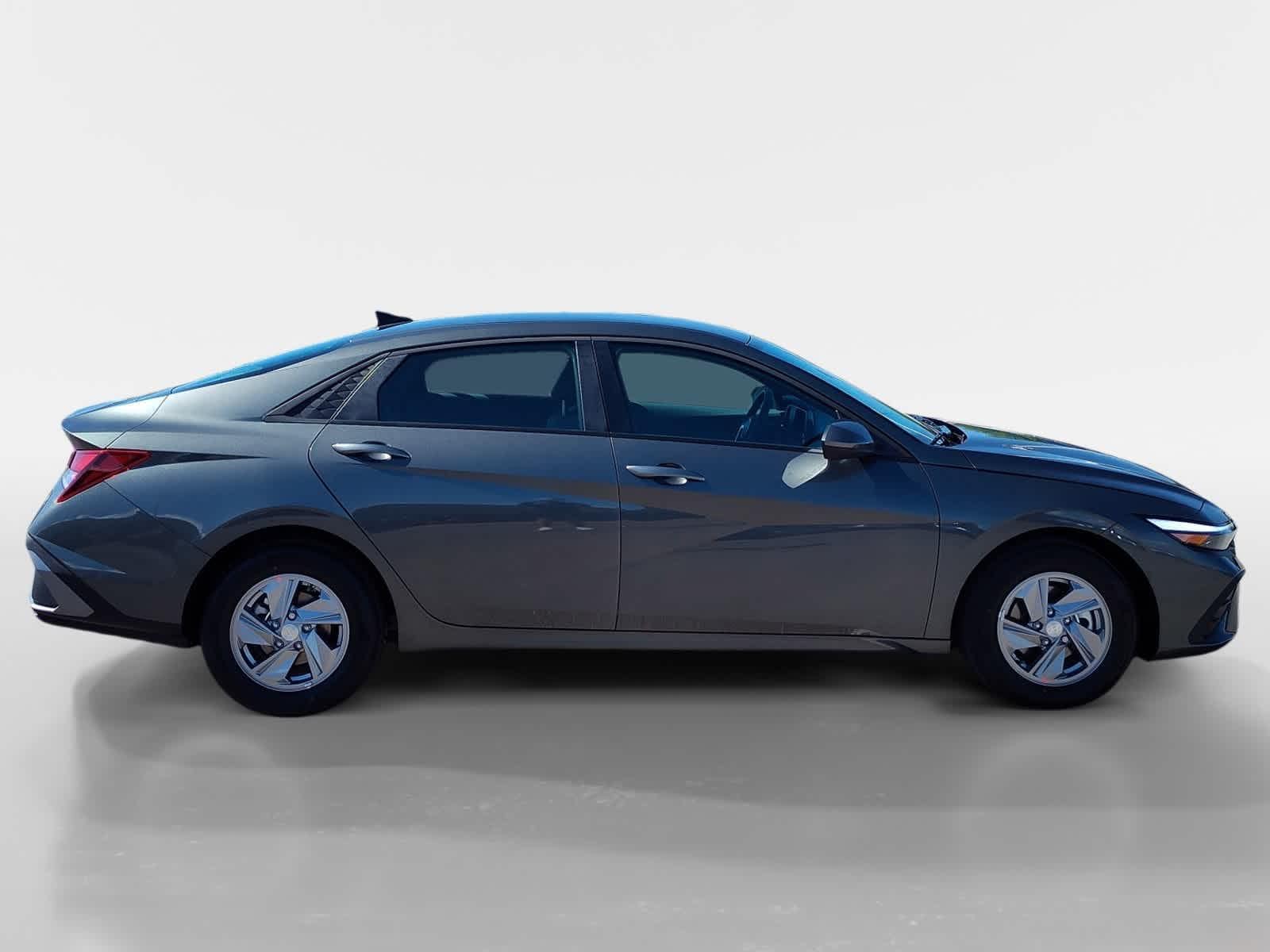 Thumbnail: 2025 Hyundai Elantra - 6