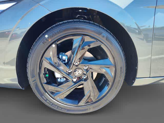 Thumbnail: 2026 Hyundai Elantra - 10