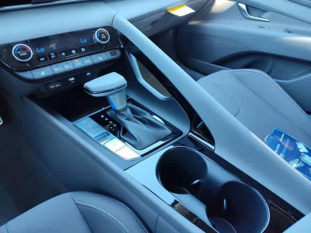 Thumbnail: 2026 Hyundai Elantra - 26