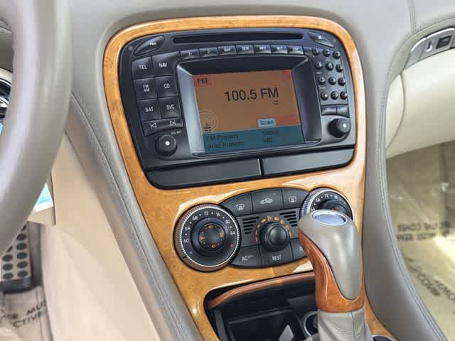 Thumbnail: 2004 Mercedes-Benz SL-Class - 21
