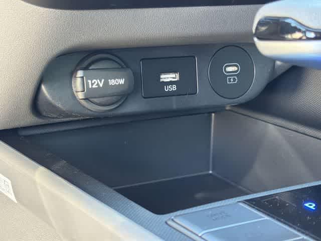 Thumbnail: 2026 Hyundai Elantra - 22