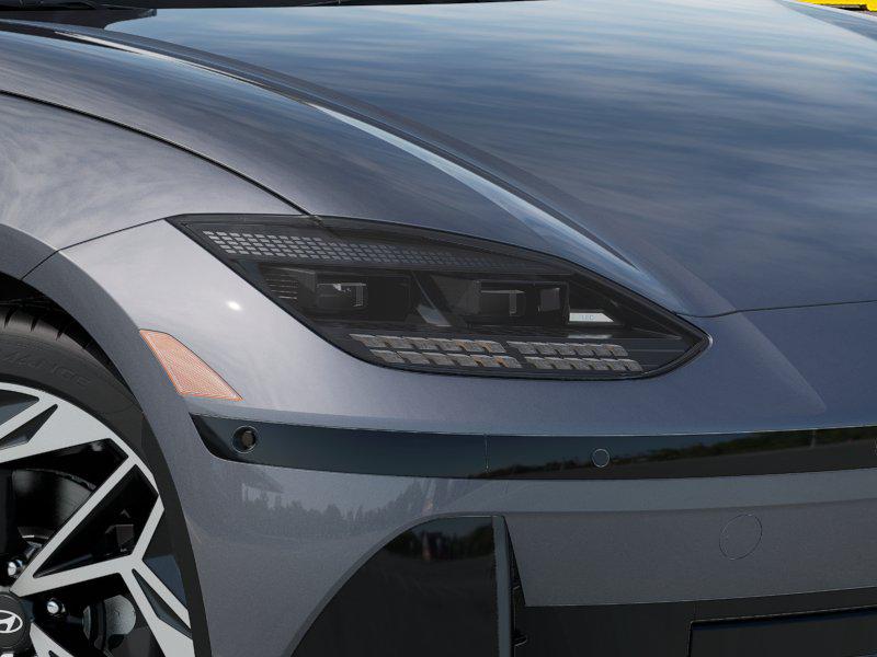 Thumbnail: 2025 Hyundai Ioniq 6 - 9