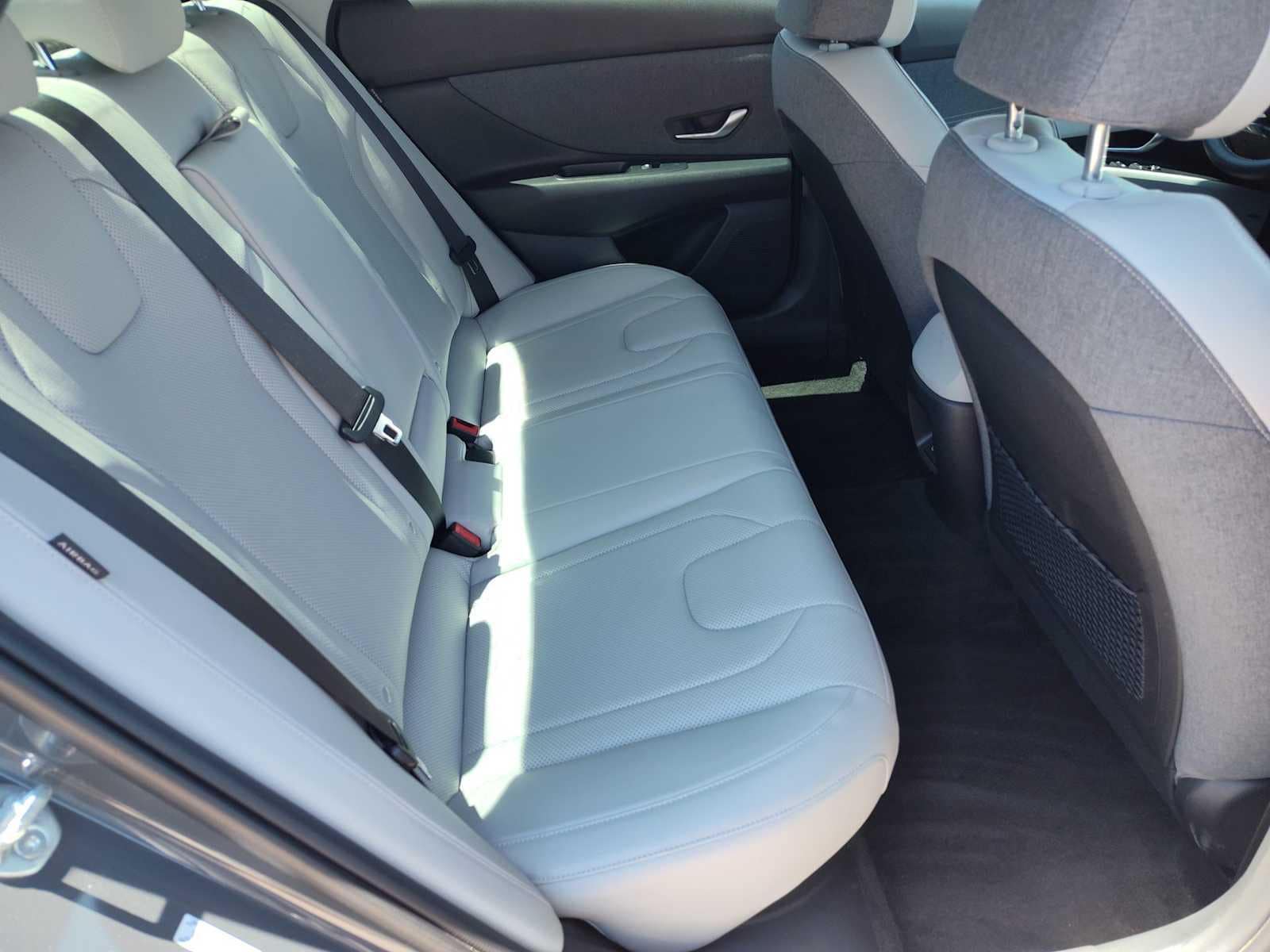 Thumbnail: 2024 Hyundai Elantra - 18