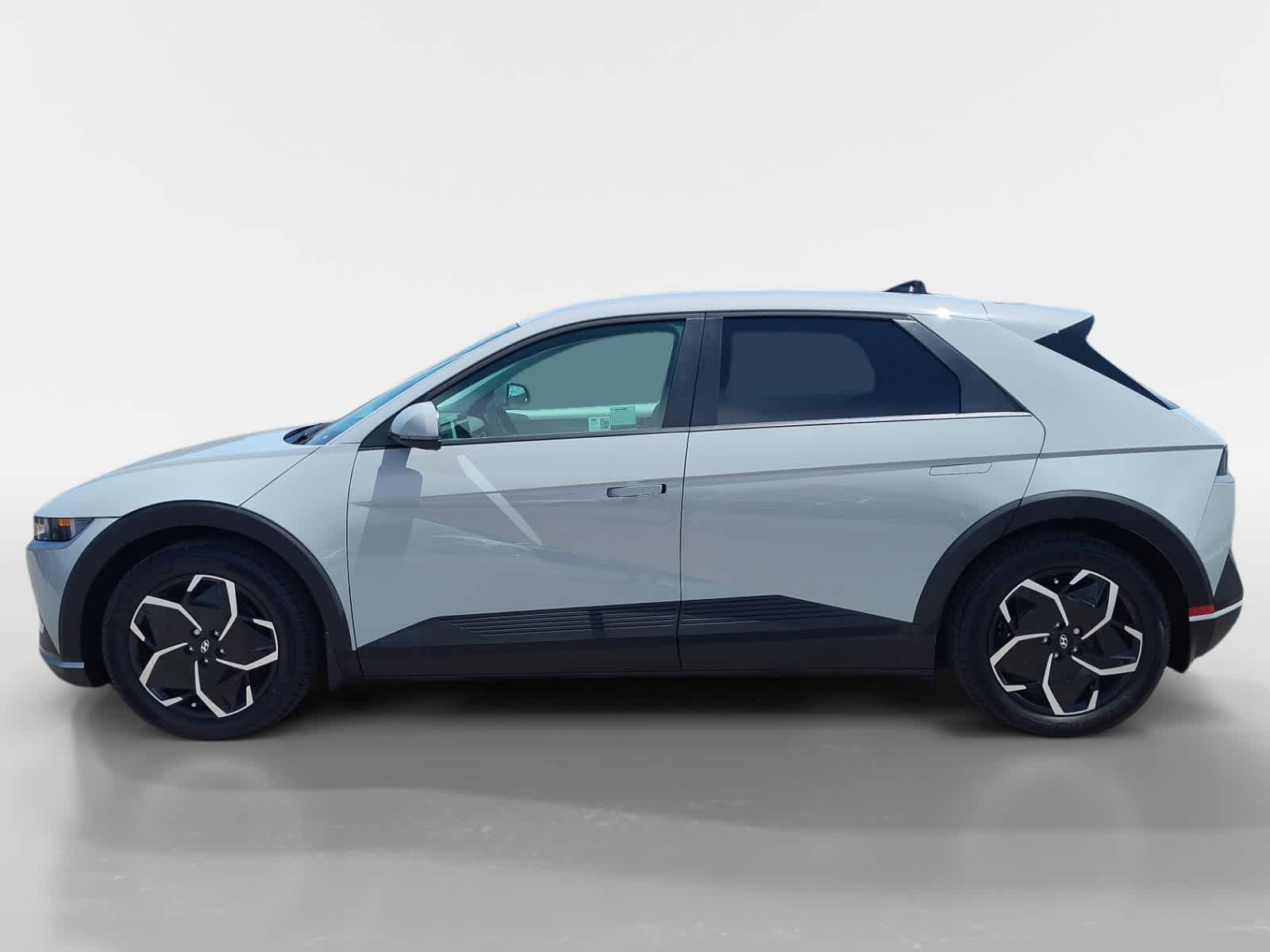 Thumbnail: 2024 Hyundai Ioniq 5 - 2