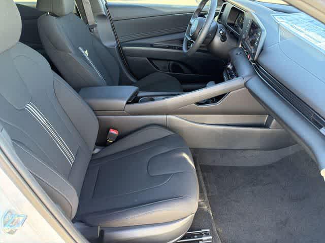 Thumbnail: 2026 Hyundai Elantra - 19