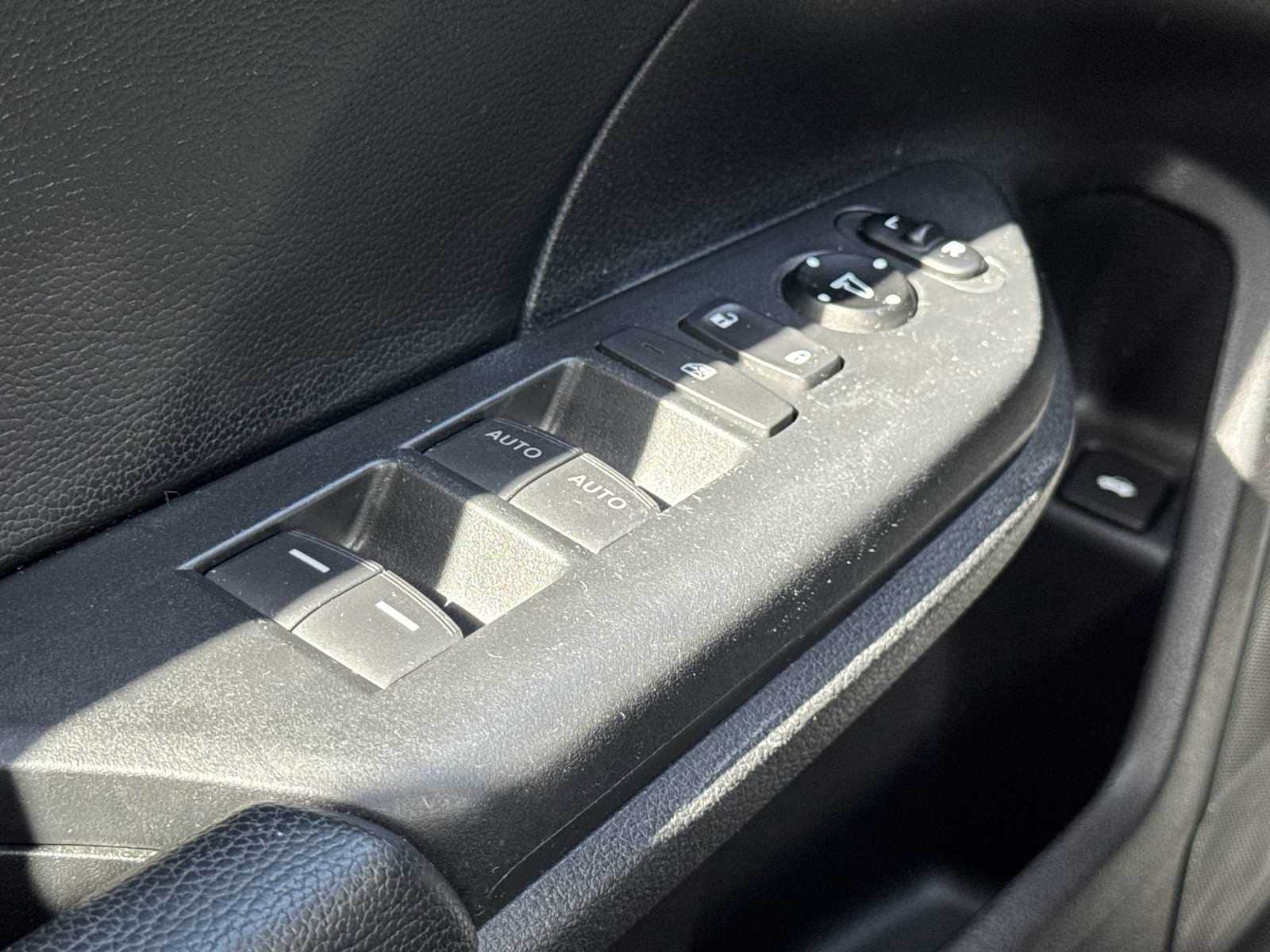 Thumbnail: 2019 Honda Civic - 16