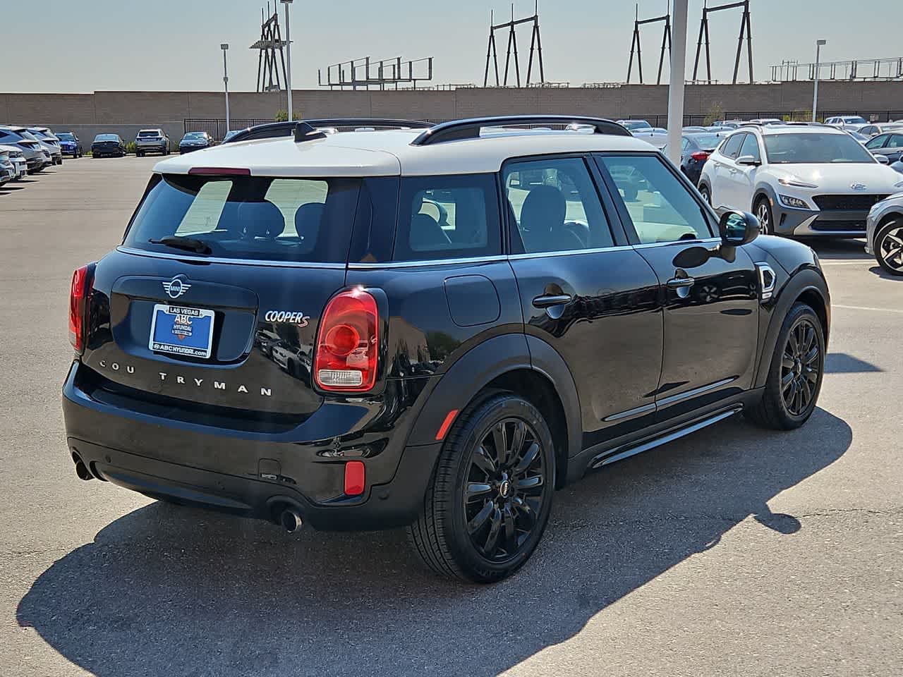 Thumbnail: 2019 MINI Cooper Countryman - 10