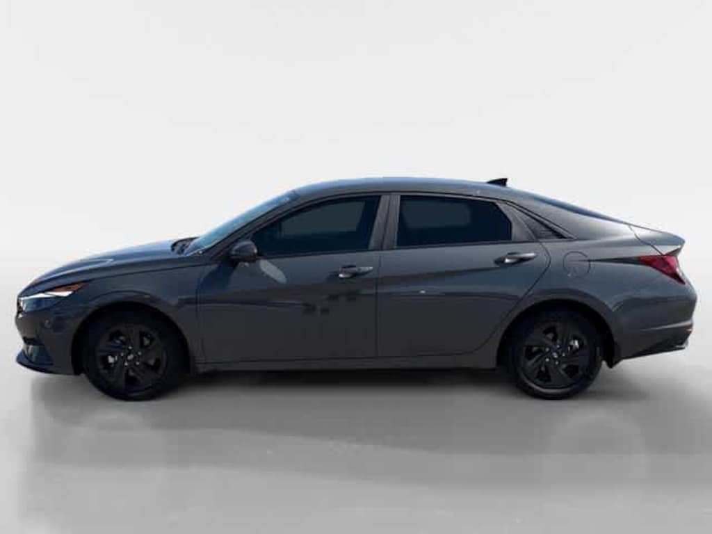 Used 2023 Hyundai Elantra SEL Sedan