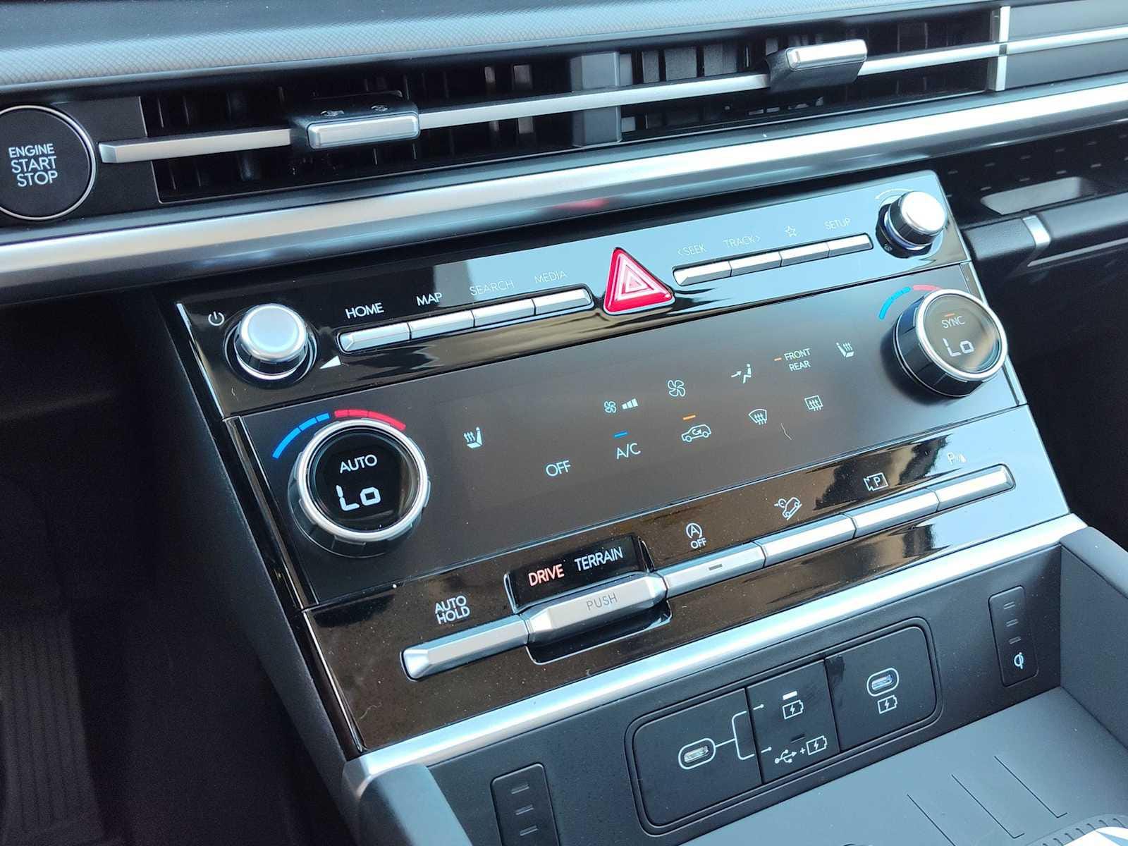 Thumbnail: 2026 Hyundai Santa Fe - 21