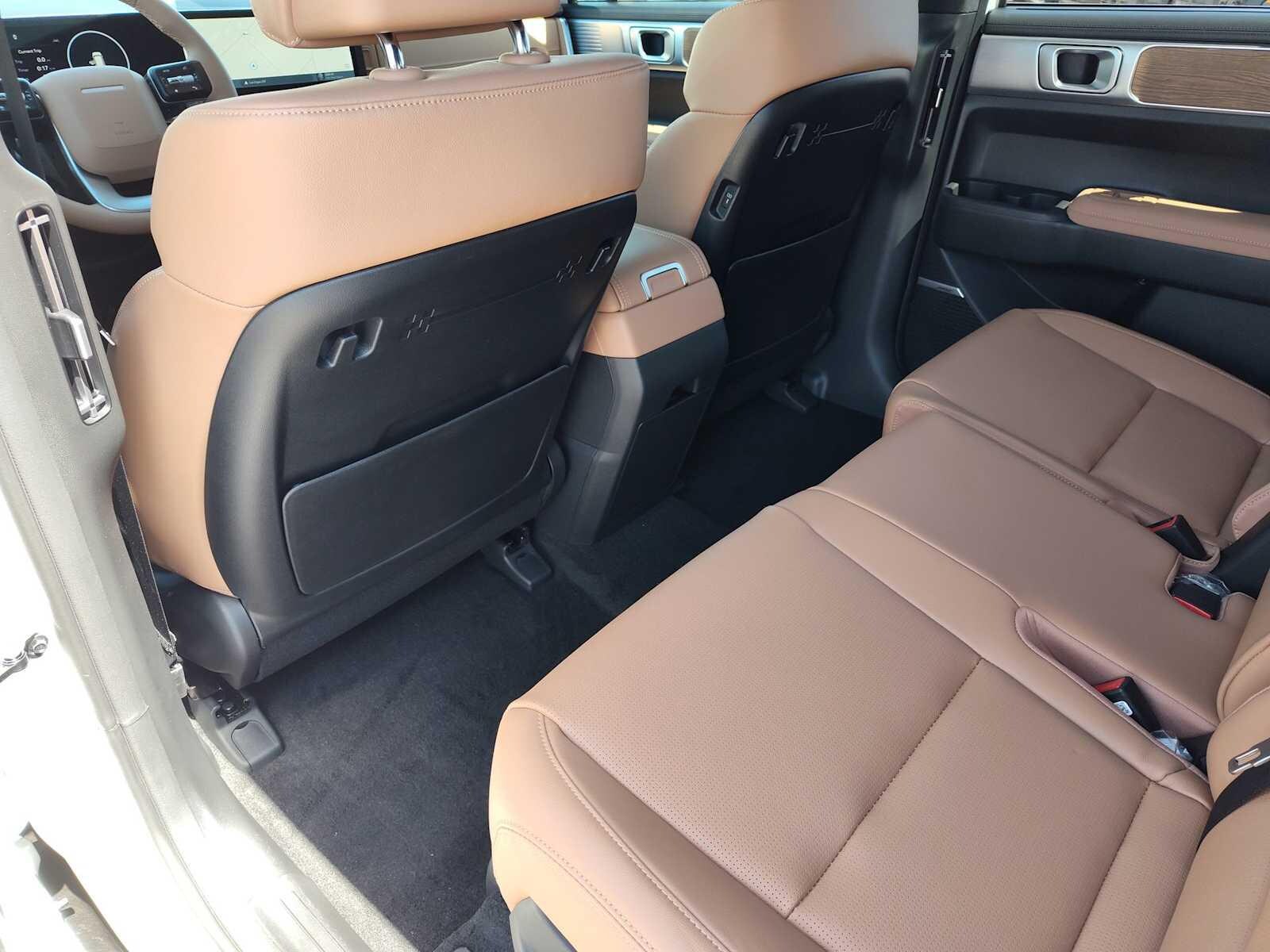 Thumbnail: 2026 Hyundai Santa Fe - 15