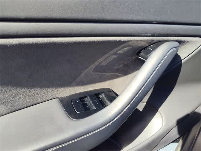 Thumbnail: 2019 Tesla Model 3 - 15