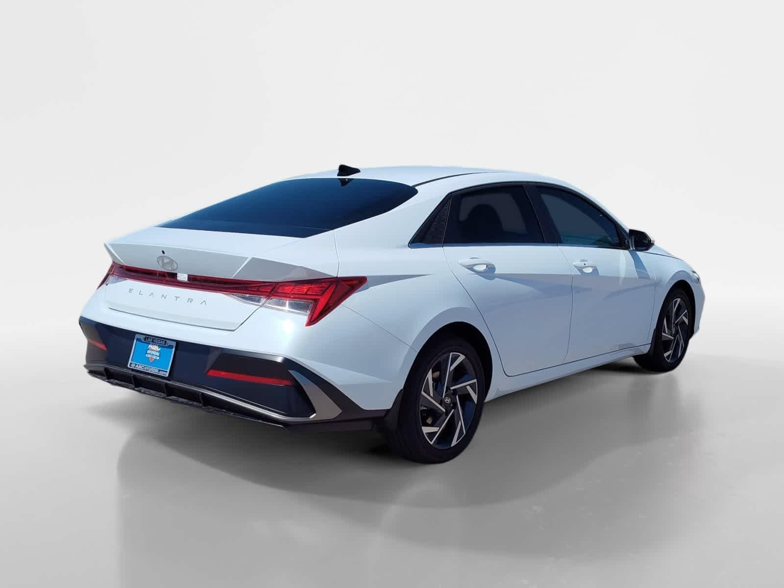Thumbnail: 2025 Hyundai Elantra - 5