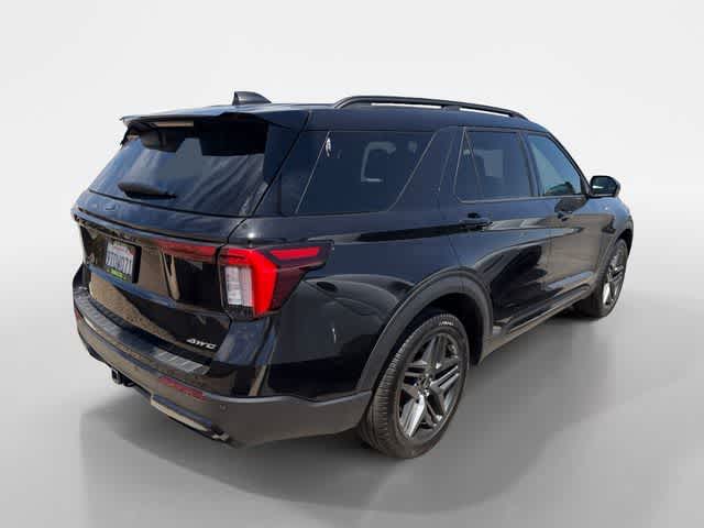 Thumbnail: 2025 Ford Explorer - 3