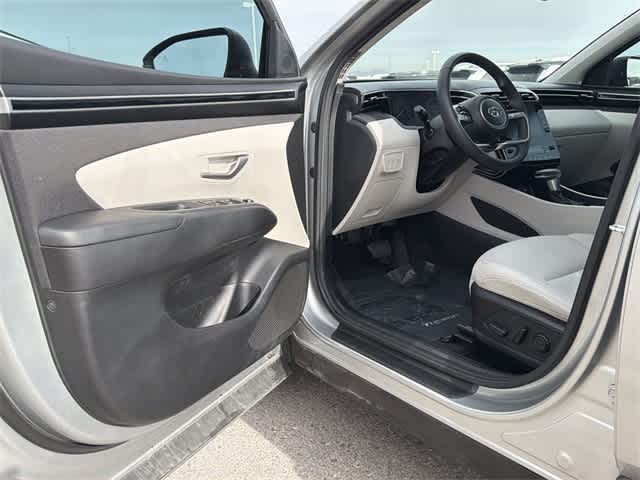 Thumbnail: 2023 Hyundai Tucson - 10