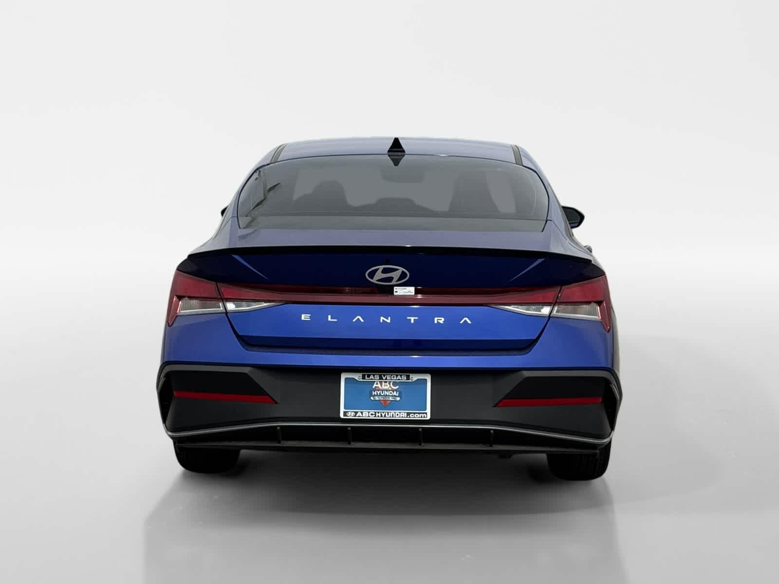 Thumbnail: 2025 Hyundai Elantra - 4