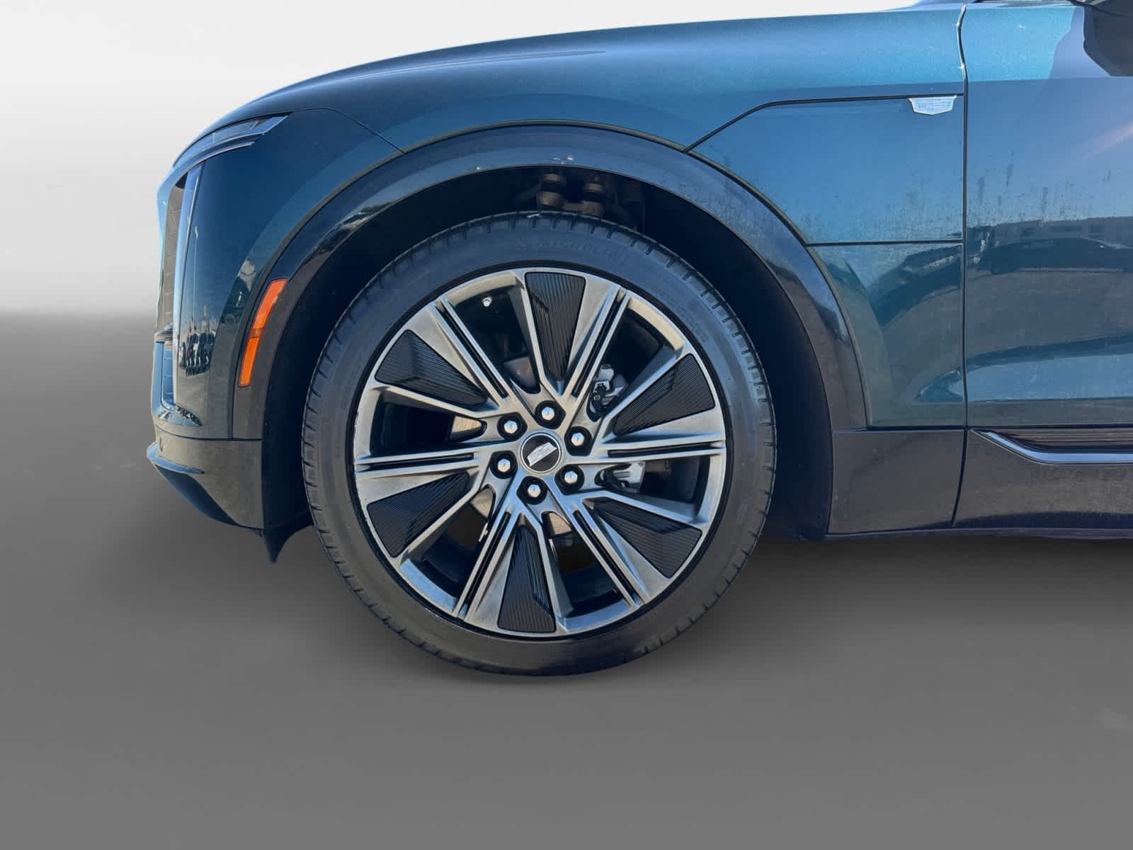 Thumbnail: 2024 Cadillac Lyriq - 9