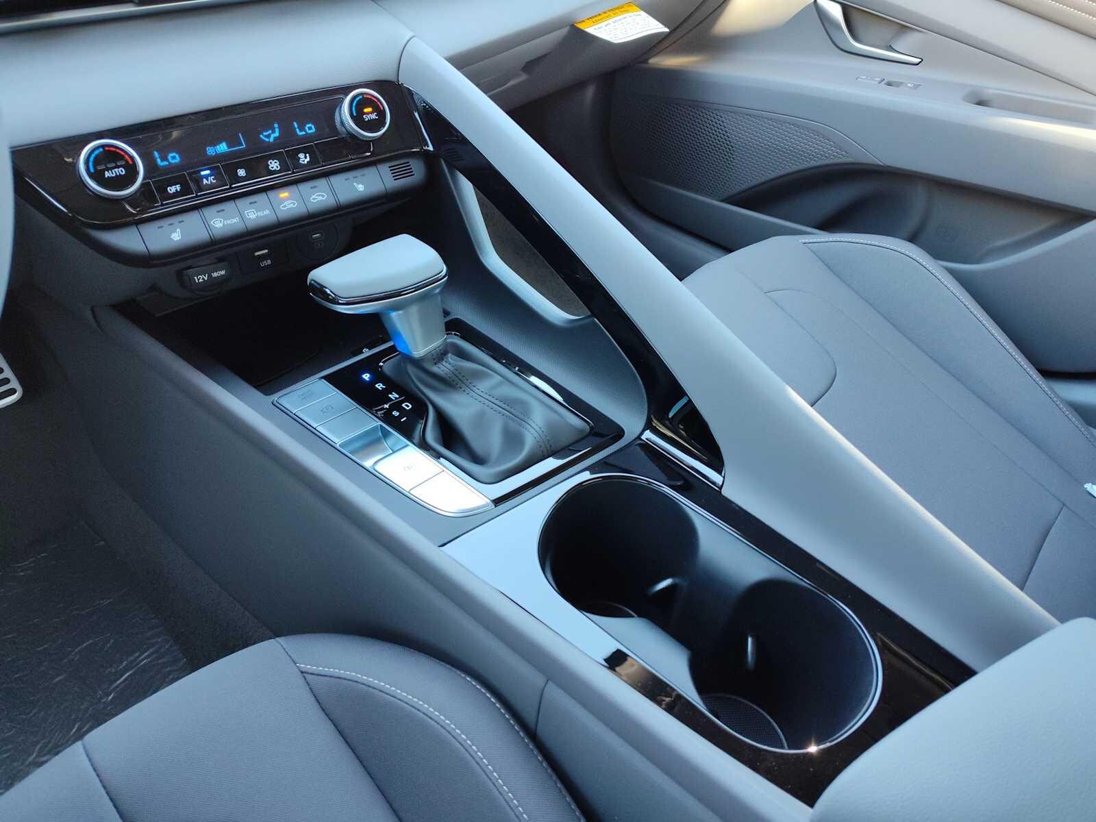 Thumbnail: 2026 Hyundai Elantra - 25