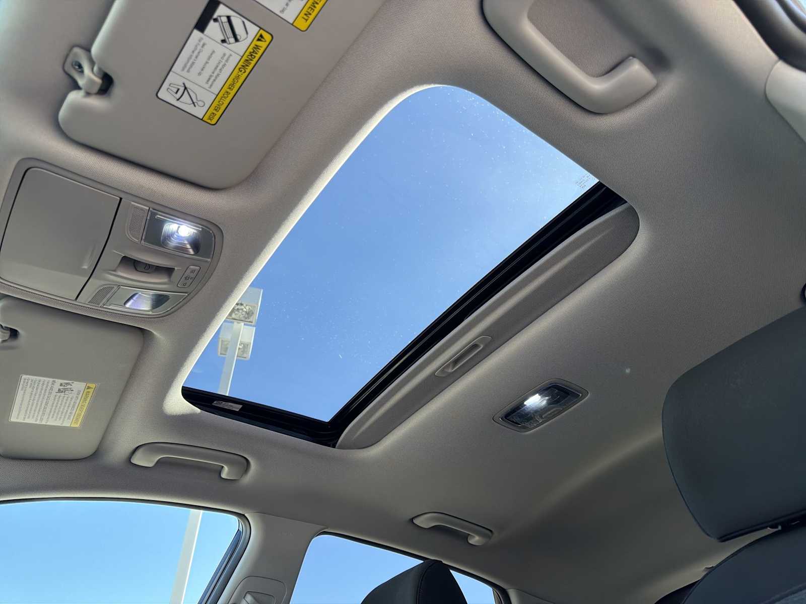 Thumbnail: 2022 Hyundai Kona - 11