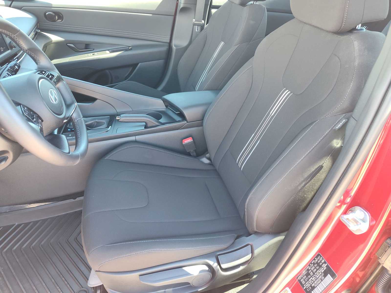 Thumbnail: 2025 Hyundai Elantra - 14