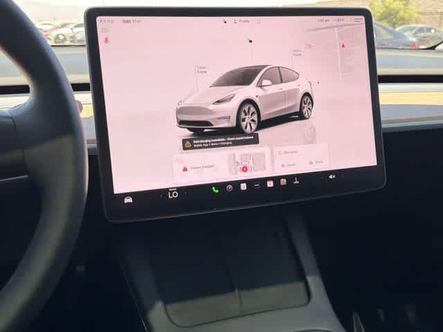 Thumbnail: 2023 Tesla Model Y - 21