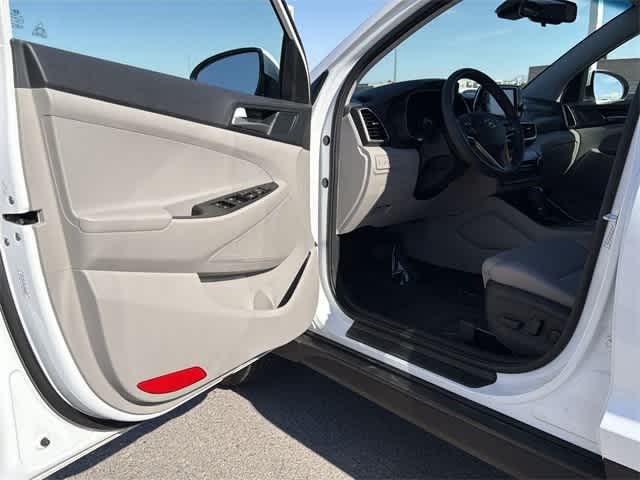 Thumbnail: 2019 Hyundai Tucson - 16