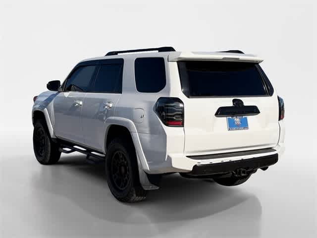 Thumbnail: 2014 Toyota 4Runner - 3