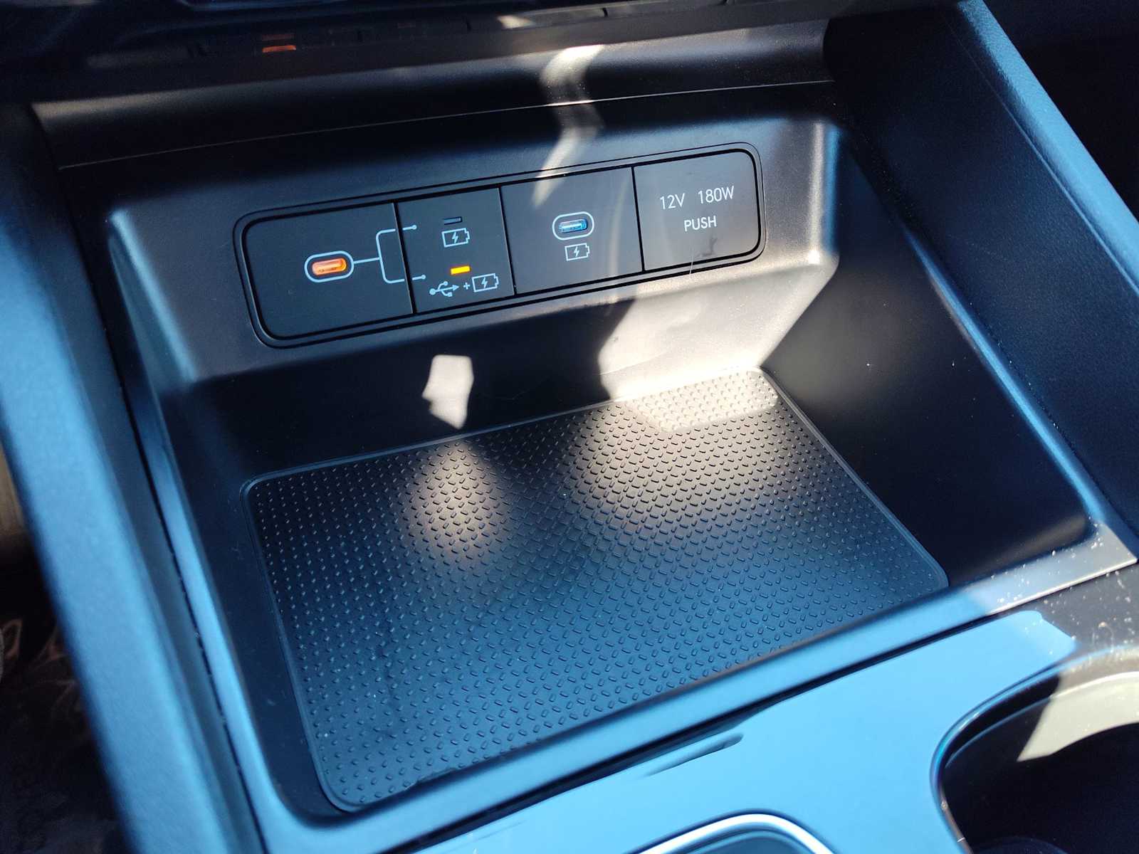 Thumbnail: 2025 Hyundai Santa Cruz - 23