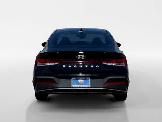 Thumbnail: 2026 Hyundai Elantra - 4