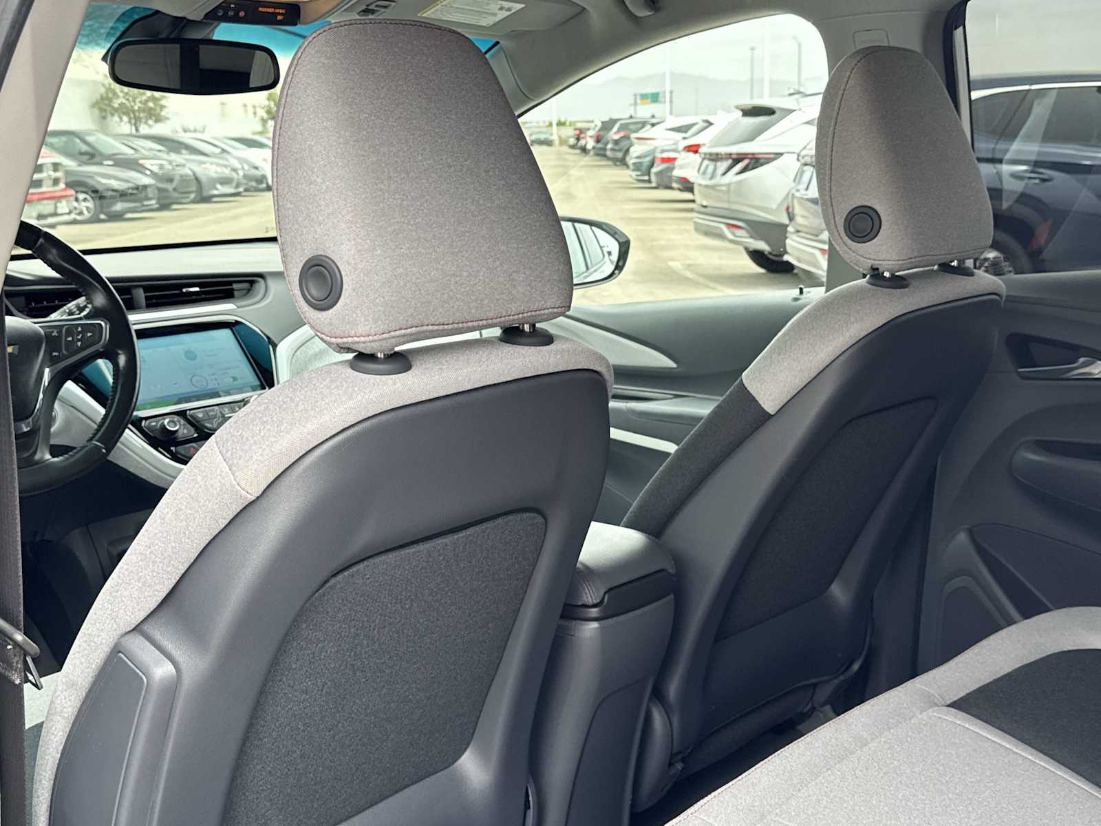 Thumbnail: 2020 Chevrolet Bolt EV - 15