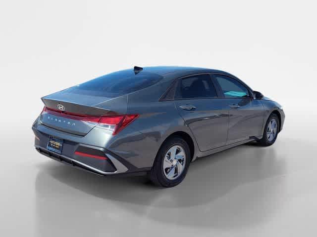 Thumbnail: 2026 Hyundai Elantra - 5