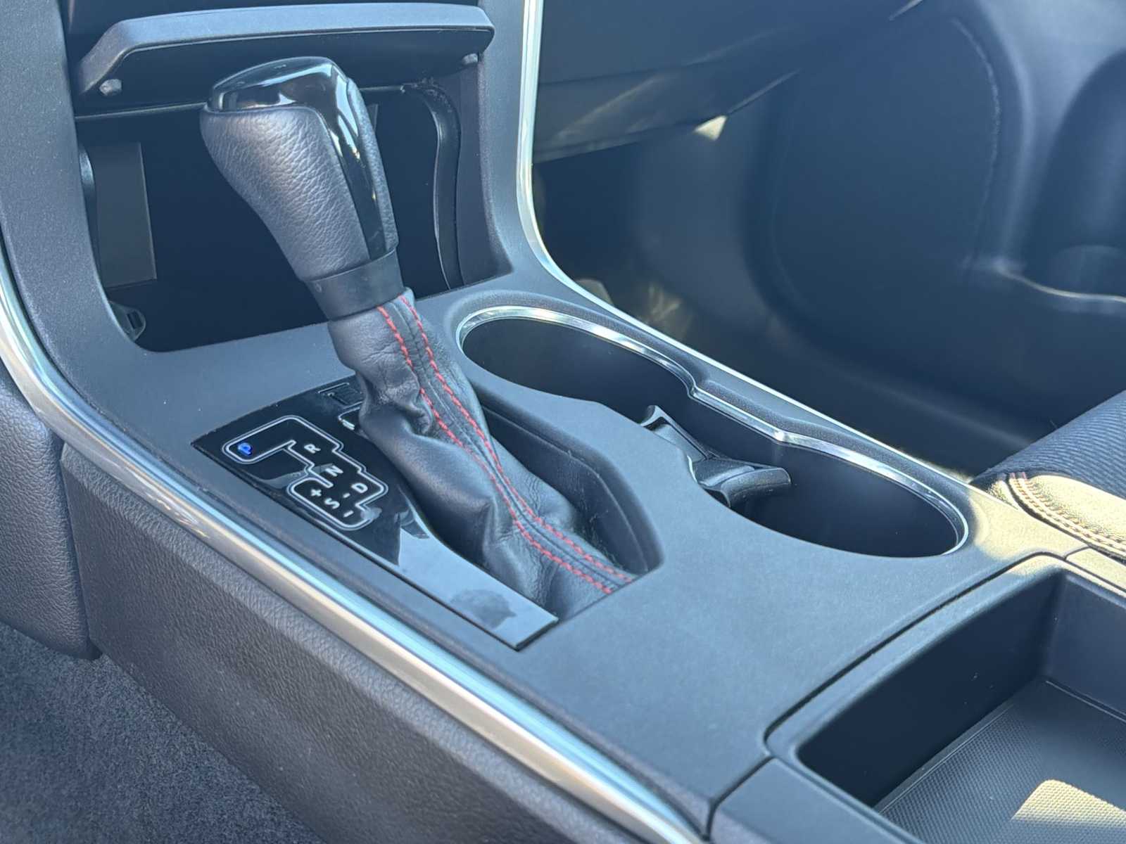 Thumbnail: 2016 Toyota Camry - 23