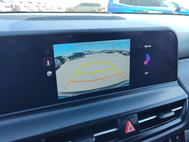 Thumbnail: 2024 Kia Seltos - 22