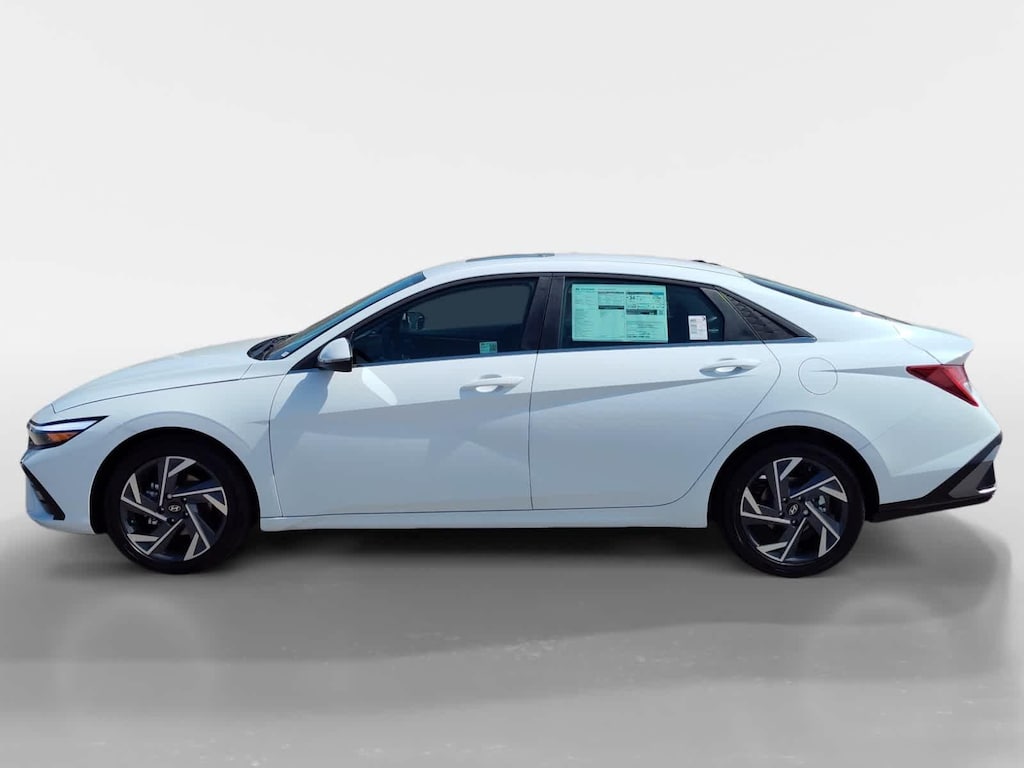 New 2025 Hyundai Elantra Limited Sedan