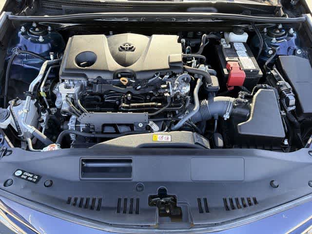 Thumbnail: 2022 Toyota Camry - 11