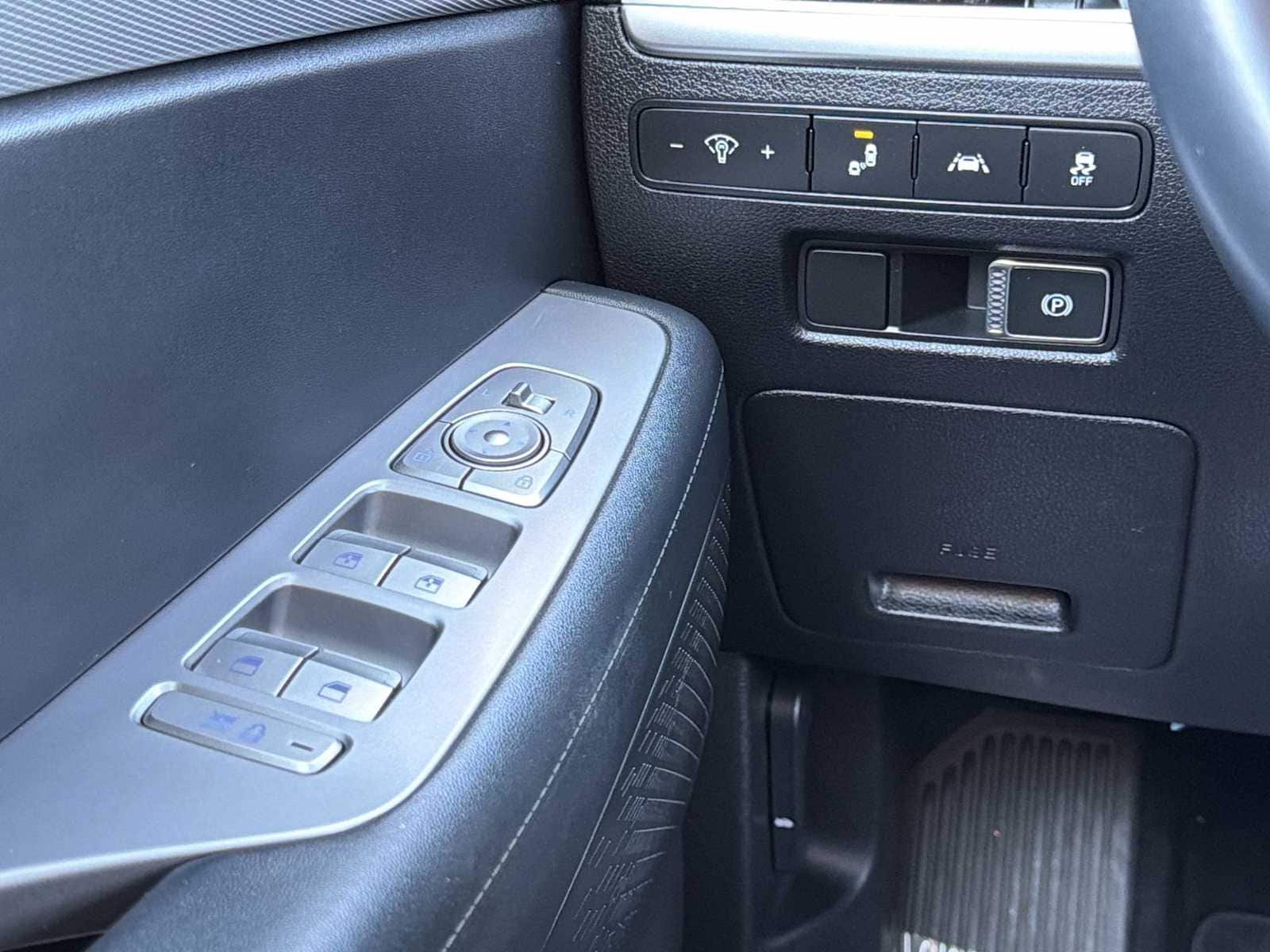 Thumbnail: 2022 Hyundai Palisade - 20