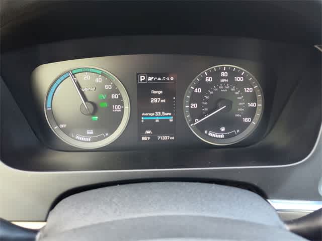 Thumbnail: 2017 Hyundai Sonata - 27