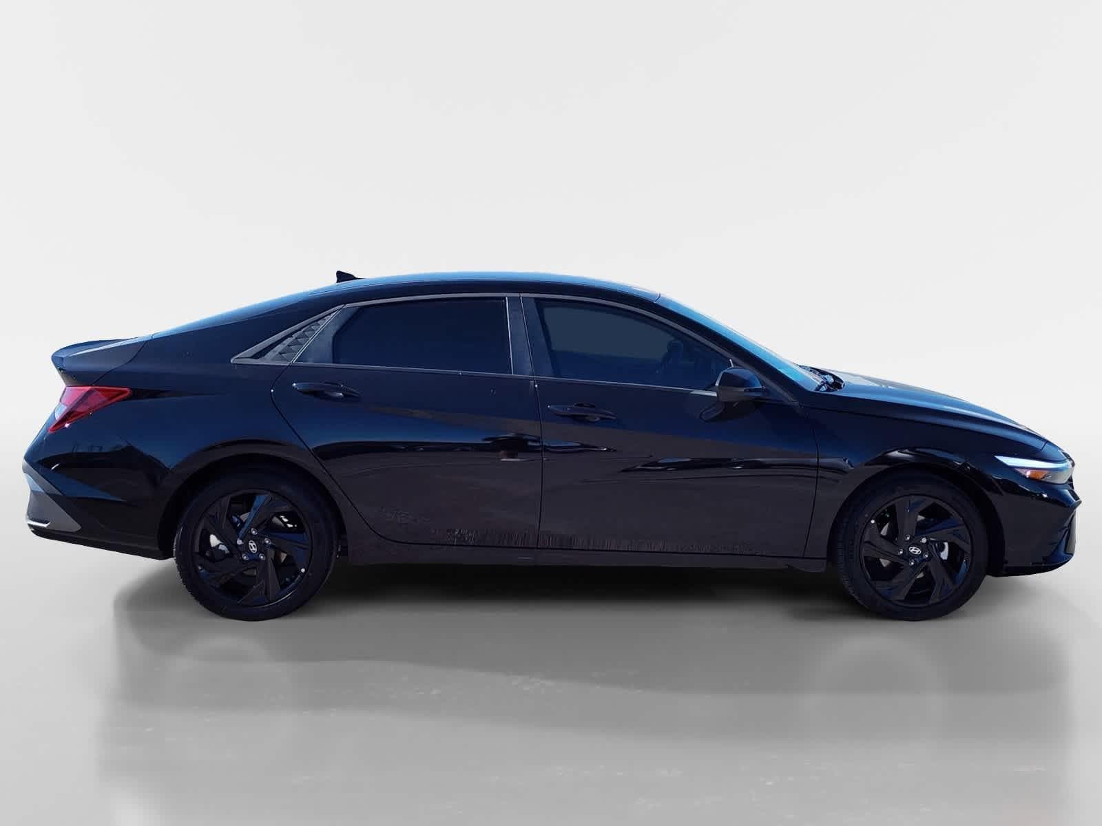 Thumbnail: 2026 Hyundai Elantra - 6