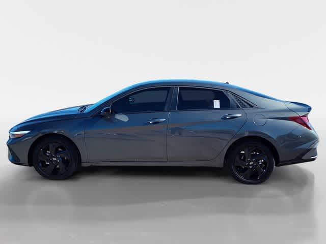 Thumbnail: 2026 Hyundai Elantra - 3