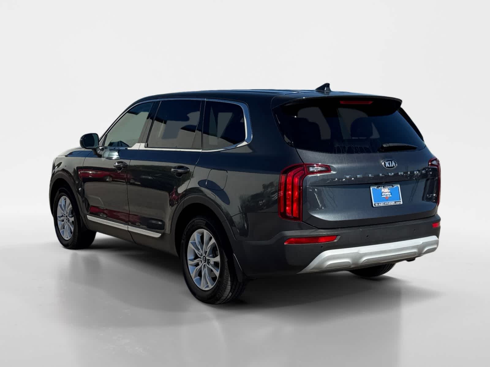 Thumbnail: 2020 Kia Telluride - 3