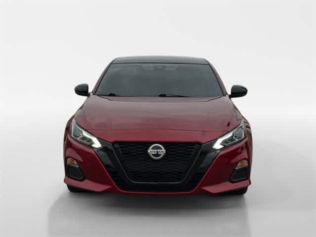 Thumbnail: 2021 Nissan Altima - 15
