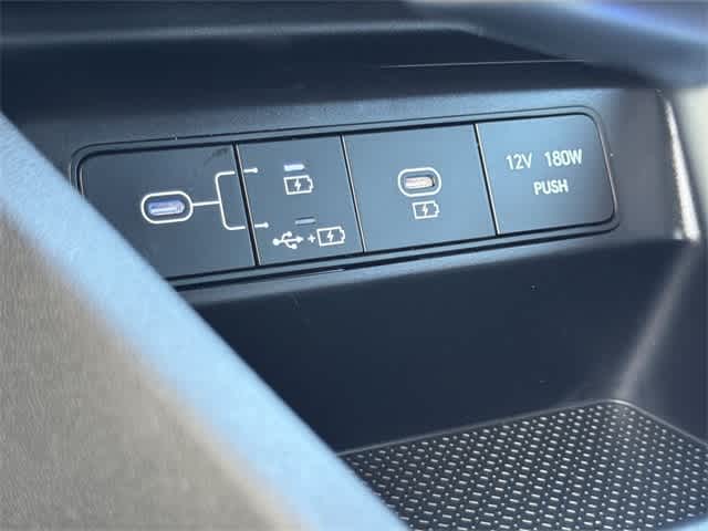 Thumbnail: 2025 Hyundai Santa Cruz - 22